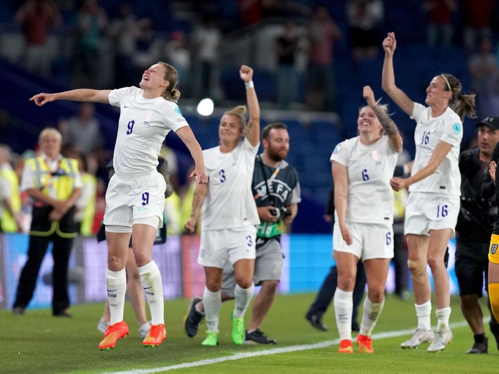 The Lionesses in all white kit during the women's euros 2022.